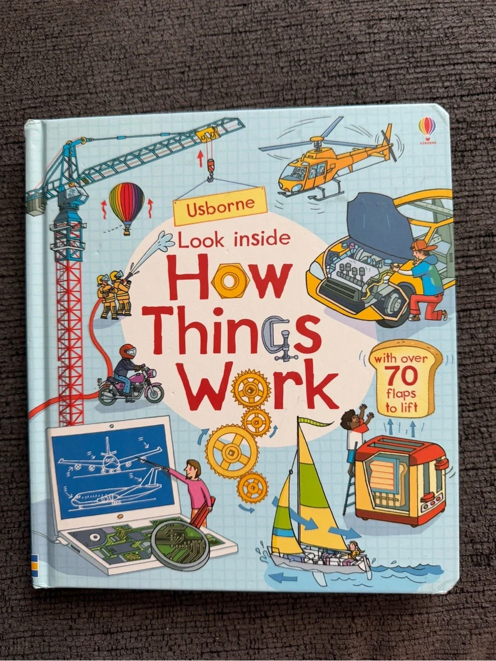 Usborne Look Inside How Things Work – Lift-the-Flap Book with 70+ Flaps (2018)